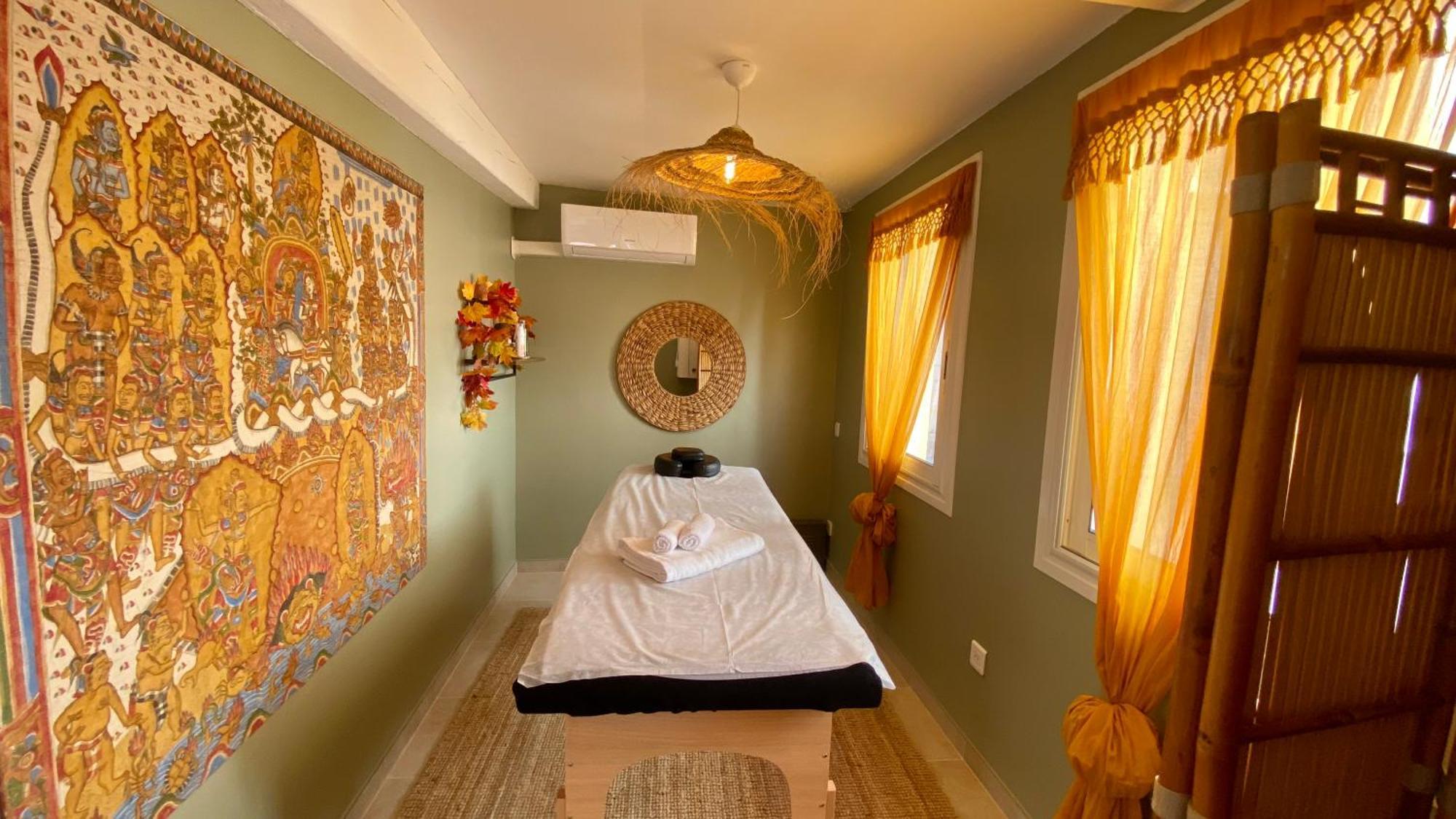 L'Annexe Spa Du Tropical Lodge 나르본 외부 사진